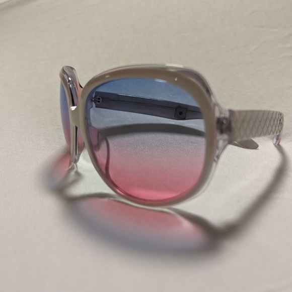 Paris Hilton Style №7 Color C Sunglasses - Picture 11 of 13